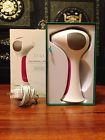891753001587 Box Fuschia 4x Laser White Tria