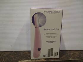 Beaty 811573031359 Michael Todd Beauty Sonicsmooth Pro Dermaplane Razor