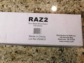 Big Box Of Razors 085317001438 Twin Blade Blue Disposable Razor Shaving 100 Pieces Bulk