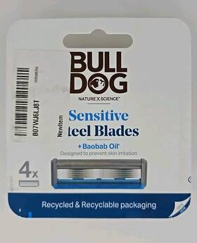 Bulldog 060144647504 Skincare Sensitive Steel Razor Blades Cartridge Pack Of 4 Brand New