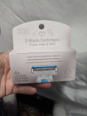 Cvs 050428103890 Compare To Venus Womens Razor Blade Refills 4 Count Nibs Pubic Hair And Skin