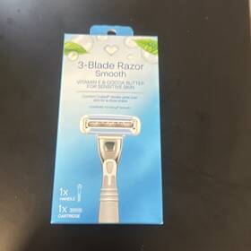 500842 Cvs Beauty 3-blade Razor Smooth For Women Moisturizing Ribbon Sensitive Skin 500842 Cvs Beauty 3-blade Razor Smooth For Women Moisturizing Ribbon Sensitive Skin