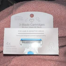 93045986 Cvs Beauty 3-blade Cartridges For Venus Pubic Hair And Skin 4 Pack