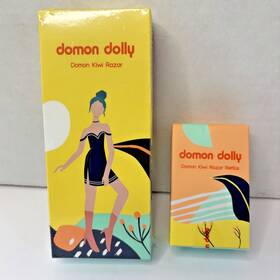 Domon Dolly 932961802772 1 Kiwi Razor Package Of 4 Refill Blades New/sealed