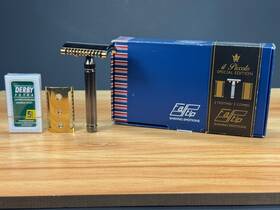 42121 Fatip Razor The Small Special Edition Open And Closed Comb 2 Plate Made In Italy