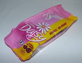Gillette 047400128682 New Womans 15 Count Daisy Classic Razors With Moisture Smooth Strip