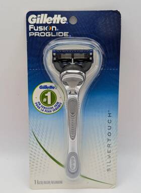 Gillette 047400530805 Fusion Proglide Silvertouch New