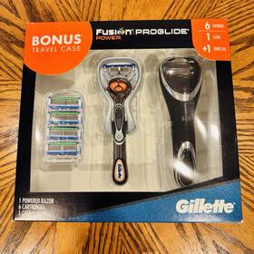 Gillette 047400543164 Fusion Power Proglide Razor 6 Cartridges Travel Case