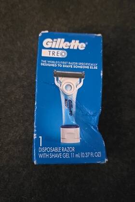 Gillette 047400665965 Treo Caregivers Disposable Razor With Shave Gel Wx