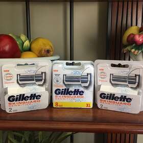 Gillette 047400668041 Skinguard 12 Cartridges For Sensitive Skin Razor Refills New
