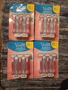 4740066560 Gillette Venus Sensitive 4 Ea X 15 Disposables Razors New 60 Each Total