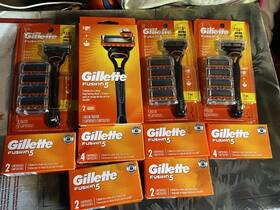 50868323l108619500334 Gillette Fusion 5 Razors 4 Handles And 33 Blade Cartridges Men S Shaving Bundle