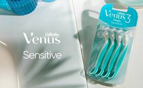 Gillette 702018487059 Venus 3 Sensitive 4 Pack