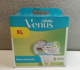 Gillette 702018575770 Venus Extra Smooth Razor Refill Blades 8 Count