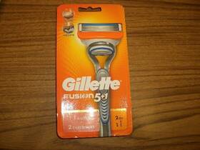 Gillette 702018881185 Fusion 5 1-1 Razor 2 Cartridges