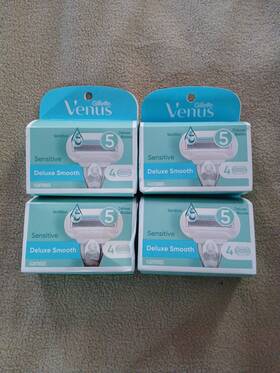 704326 Gillette 5 Packs - Venus Cartridges 4 Count 20 Total Razors New Sealed B16