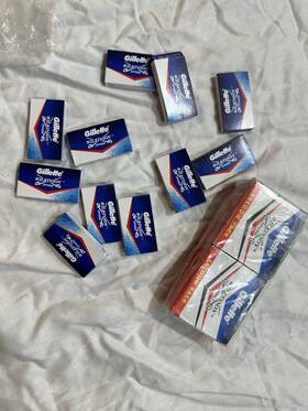 Gillette 902430786720 Large Lot Of Double Edge Razor Blades Wilkinson Swords