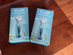 Gillette 902430857611 Venus Smooth With Aloe 2 Razor Handle Cartridge