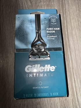90333009 Gillette New Intimate Pubic Hair Razor - 1 2 Cartridges Hook