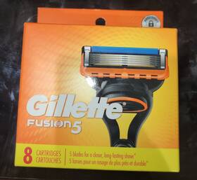 9150917 Gillette Fusion 5 Refill Razor Blades Count
