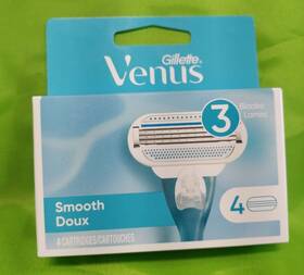 91880887 Gillette 16 Womens Venus Smooth 3 Blade Razor Refills 4 Disposable Razors