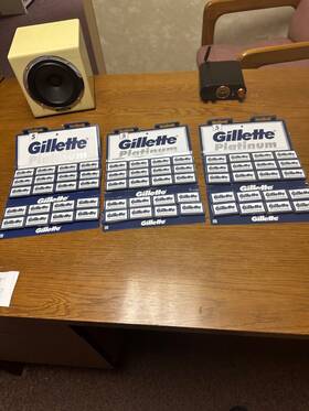 G10320 Gillette 300 Platinum Stainless Steel Double Edge Razor Blades Made In Russia