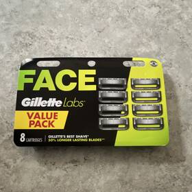 21391549 Gillette Labs 5-blade Stainless Refill Cartridges 8 Pack Face