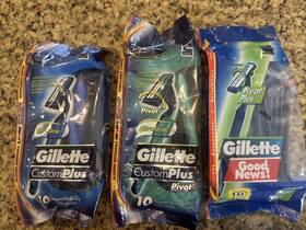 Pg-621 Gillette Customplus/good News 3 Pack Combo-32 Razors Total-fixed 10 And Pivot 22