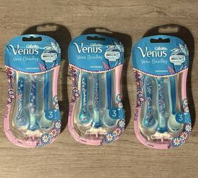 Gillette Venus 047400665415 Vera Bradley 3 Pack Disposable Razors New