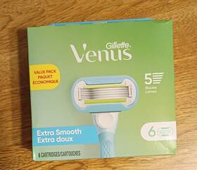21174927 Gillette Venus Extra Smooth Doux 5-blade Refill Cartridges 6 Pack