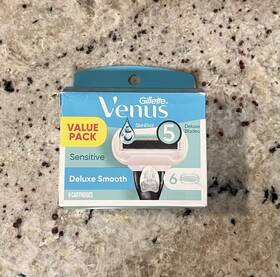 4308833300 Gillette Venus Deluxe Smooth Sensitive 5-blade Razor Refill Cartridges 6 Pack