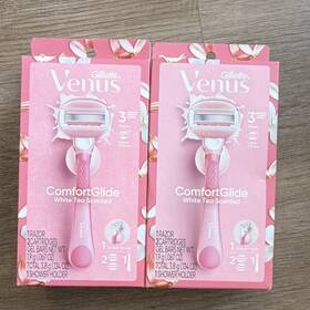 Gillette Venus 7702018892783 Comfortglide White Tea 3-blade Razor Pink 2 Cartridges Holder