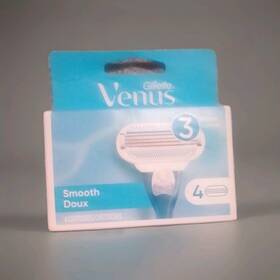 Venus4 Gillette Venus Smooth Razor Blade Refill Cartridges 4 Count