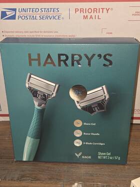 Harrys 810006479195 New Sealed Razors For Men Shaving Kit 9 Cartridges 1 Handle Shave Gel