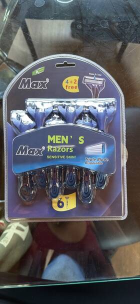 A3p03804 Max Triple Blade Disposable Razors Sensitive Skin 6 Pack Pivoting Head