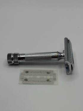 Merkur 045284011157 Solingen De # 37 Slant Heavy Duty Safety Razor In Box