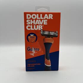 A092647 Nobrand Tennessee Volunteers 6-blade Razor Set 1 Handle 2 Refills -