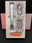 Refreshments 5-blade Razor Kit New In Box Comes With Handle Wall Mount 2 Razors