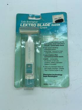 Remington 074590102147 Lady Lektro Razor Vibrating Blade System