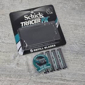00455 Schick Tracer Fx Mens Razor Blade Refills 4 Count Skin Guard Sensitive
