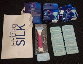 1up2ref Schick Hydrosilk Trimstyle Razor Handle With 8-pcs Sensitive Refill Cartridges