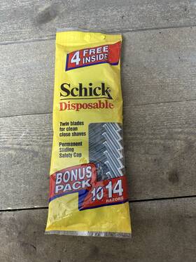 2939 Schick Disposable Razor Twin Blade Package Of 14 Razors New Nos Vintage Usa 90s