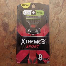 Schick 841058000624 Xtreme Sport 3-blade Disposable Razors 8 Ct Flexible Blade Technology