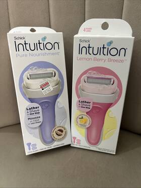 84105804086 Schick Intuition Pure Nourishment Organic Cocoa Butter/lemon Berry Breeze Razors