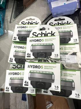 Schick 891228304478 Hydro 5 Skin Protect Sensitive 4 Count 8 Packs -package Is Opened But New