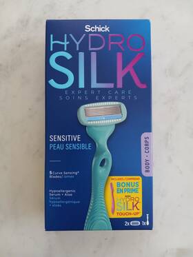Schick Hydro 841058002253 Silk Expert Care Sensitive Razor 1 Handle 2 Refills Bonus