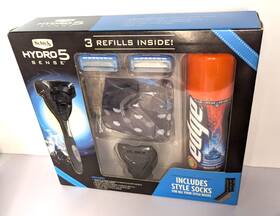 Schick Hydro 841058118435 Gift Set 5 Razor Handle 2 Cartridges Edge Shave Gel 7 Oz Socks 6 Pc