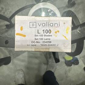 L100 Valiani Valiant Cutting Blades 100 Count
