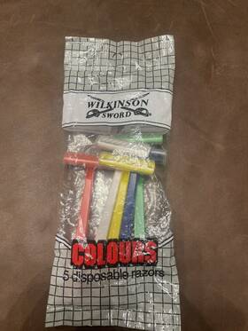 Wilkinson 074809602000 Vintage Sword Colours Disposable Razors 5 Pack Sealed