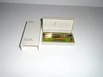 Leaf The Twig Single-blade Safety Razor Gold New Box. Fixed Price $49.99.